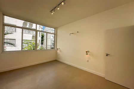 Apartamento à venda com 110m², 3 quartos e 1 vaga Apartamento à venda com 110m², 3 quartos e 1 vagaSuite