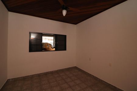 Casa para alugar com 43m², 1 quarto e 1 vagaQuarto