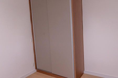 Apartamento para alugar com 53m², 2 quartos e 1 vaga Apartamento para alugar com 53m², 2 quartos e 1 vagaDetalhe Quarto 1-Armário