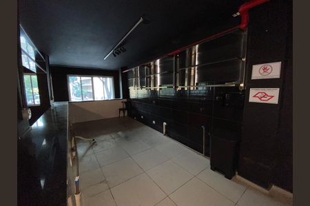 Apartamento para alugar com 280m², 3 quartos e sem vaga Apartamento para alugar com 280m², 3 quartos e sem vagaCozinha