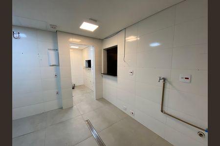 Apartamento para alugar com 280m², 3 quartos e sem vaga Apartamento para alugar com 280m², 3 quartos e sem vagaCozinha e Área de Serviço