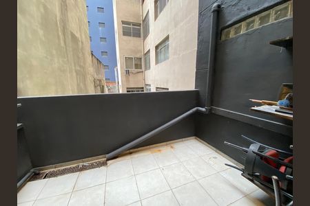 Apartamento para alugar com 280m², 3 quartos e sem vaga Apartamento para alugar com 280m², 3 quartos e sem vagaVaranda