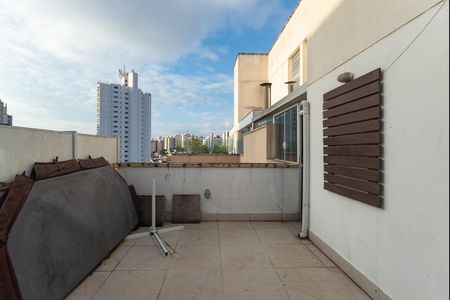 Apartamento à venda com 167m², 2 quartos e 3 vagas Apartamento à venda com 167m², 2 quartos e 3 vagasCobertura
