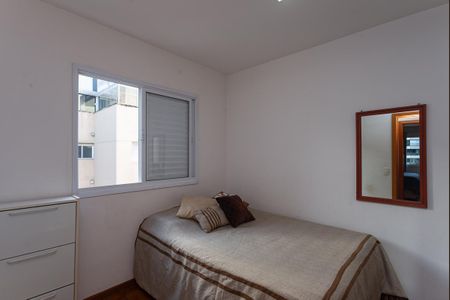 Apartamento à venda com 167m², 2 quartos e 3 vagas Apartamento à venda com 167m², 2 quartos e 3 vagasQuarto 2