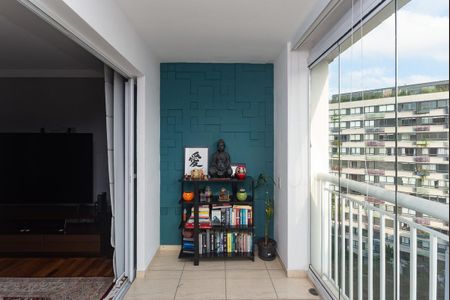 Varanda de apartamento à venda com 2 quartos, 167m² em Vila Ipojuca, São Paulo