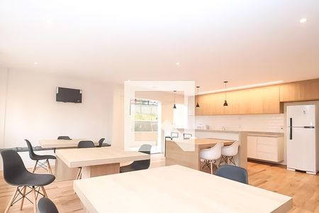 Apartamento para alugar com 46m², 2 quartos e 1 vaga Apartamento para alugar com 46m², 2 quartos e 1 vagaÁrea comum - Salão de festas