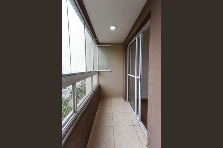 varanda de apartamento para alugar com 2 quartos, 46m² em Parque Assuncao, Taboão da Serra