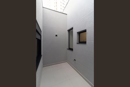Casa à venda com 127m², 3 quartos e 2 vagas Casa à venda com 127m², 3 quartos e 2 vagasJardim de Inverno