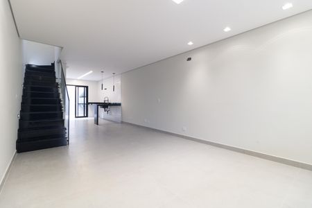 Sala de casa à venda com 3 quartos, 117m² em Vila Gumercindo, São Paulo