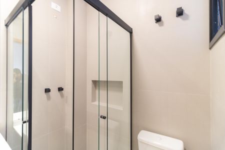 Casa à venda com 127m², 3 quartos e 2 vagas Casa à venda com 127m², 3 quartos e 2 vagasBanheiro da Suíte