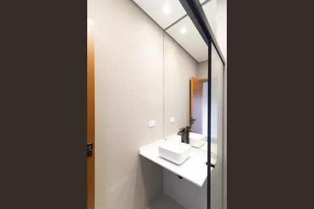 Casa à venda com 127m², 3 quartos e 2 vagas Casa à venda com 127m², 3 quartos e 2 vagasBanheiro da Suíte