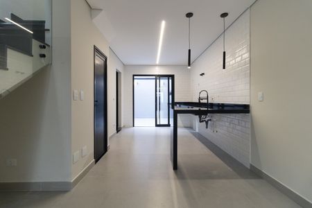 Casa à venda com 127m², 3 quartos e 2 vagas Casa à venda com 127m², 3 quartos e 2 vagasCozinha