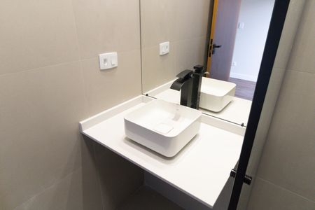 Casa à venda com 127m², 3 quartos e 2 vagas Casa à venda com 127m², 3 quartos e 2 vagasBanheiro da Suíte