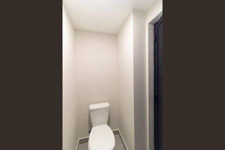 Lavabo de casa à venda com 3 quartos, 117m² em Vila Gumercindo, São Paulo