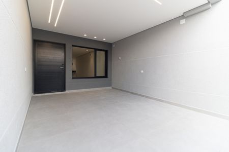 Casa à venda com 127m², 3 quartos e 2 vagas Casa à venda com 127m², 3 quartos e 2 vagasGaragem