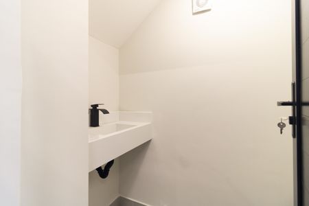 Casa à venda com 127m², 3 quartos e 2 vagas Casa à venda com 127m², 3 quartos e 2 vagasLavabo