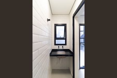 Casa à venda com 127m², 3 quartos e 2 vagas Casa à venda com 127m², 3 quartos e 2 vagasLavanderia