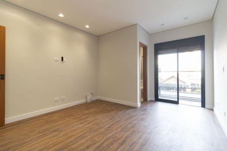Casa à venda com 127m², 3 quartos e 2 vagas Casa à venda com 127m², 3 quartos e 2 vagasSuíte