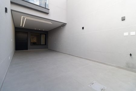 Casa à venda com 127m², 3 quartos e 2 vagas Casa à venda com 127m², 3 quartos e 2 vagasGaragem