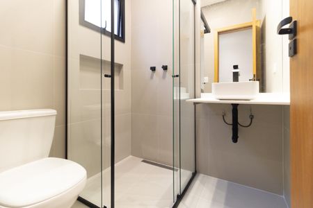 Casa à venda com 127m², 3 quartos e 2 vagas Casa à venda com 127m², 3 quartos e 2 vagasBanheiro Social