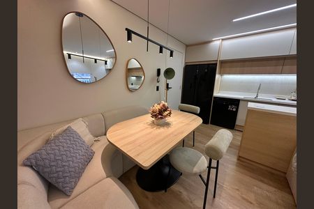 Apartamento para alugar com 55m², 2 quartos e 1 vaga Apartamento para alugar com 55m², 2 quartos e 1 vagaSala