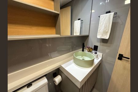 Apartamento para alugar com 55m², 2 quartos e 1 vaga Apartamento para alugar com 55m², 2 quartos e 1 vagaBanheiro