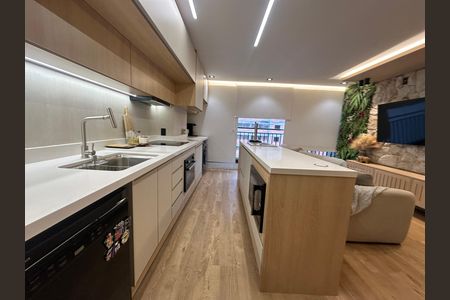 Apartamento para alugar com 55m², 2 quartos e 1 vaga Apartamento para alugar com 55m², 2 quartos e 1 vagaCozinha