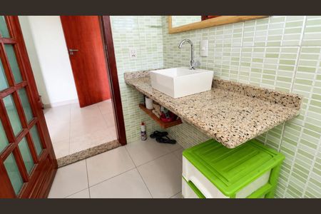 Casa à venda com 200m², 4 quartos e 3 vagas