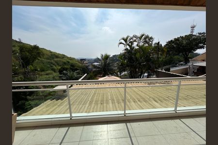 Casa à venda com 200m², 4 quartos e 3 vagasVista do Quarto 1