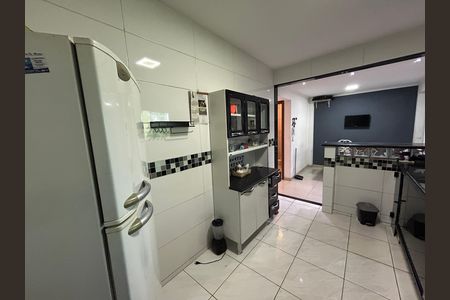 Casa à venda com 200m², 4 quartos e 3 vagasCozinha