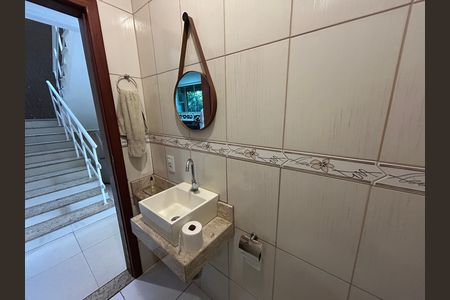 Casa à venda com 200m², 4 quartos e 3 vagasLavabo 1