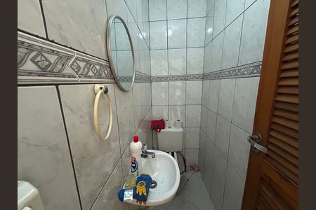 Casa à venda com 200m², 4 quartos e 3 vagasLavabo 2