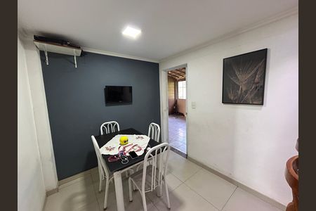 Casa à venda com 200m², 4 quartos e 3 vagasCopa