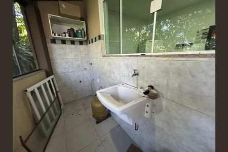 Casa à venda com 200m², 4 quartos e 3 vagasÁrea de Serviço