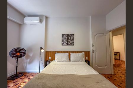 Apartamento à venda com 191m², 4 quartos e 1 vaga