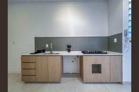 Apartamento à venda com 191m², 4 quartos e 1 vaga