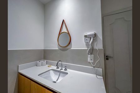 Apartamento à venda com 191m², 4 quartos e 1 vaga