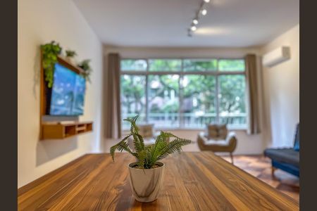 Apartamento à venda com 191m², 4 quartos e 1 vaga
