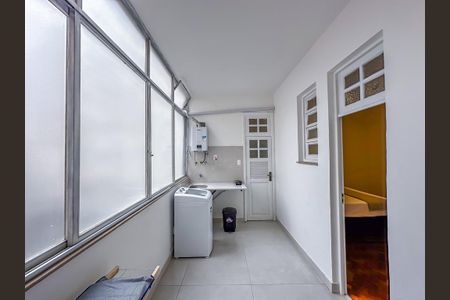 Apartamento à venda com 191m², 4 quartos e 1 vaga