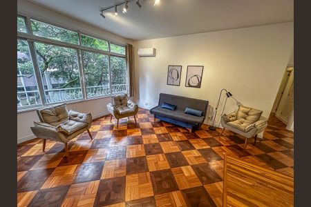 Apartamento à venda com 191m², 4 quartos e 1 vaga