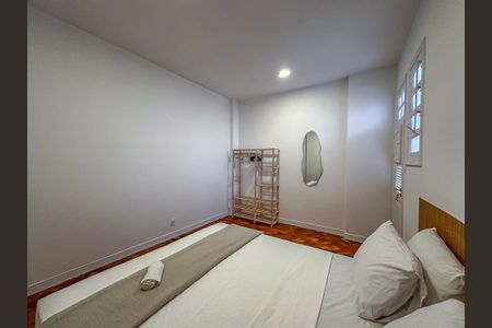 Apartamento à venda com 191m², 4 quartos e 1 vaga