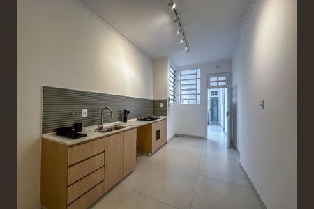 Apartamento à venda com 191m², 4 quartos e 1 vaga