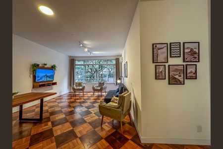 Apartamento à venda com 191m², 4 quartos e 1 vaga