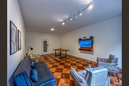 Apartamento à venda com 191m², 4 quartos e 1 vaga