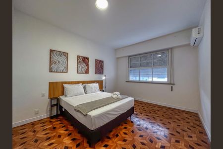 Apartamento à venda com 191m², 4 quartos e 1 vaga