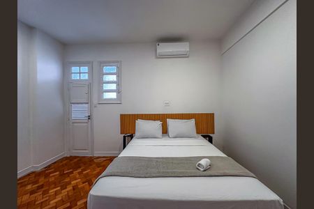 Apartamento à venda com 191m², 4 quartos e 1 vaga