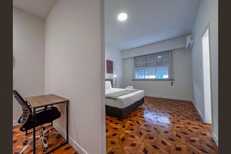 Apartamento à venda com 191m², 4 quartos e 1 vaga