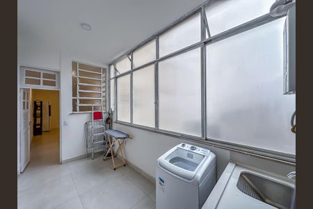 Apartamento à venda com 191m², 4 quartos e 1 vaga