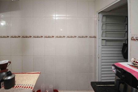 Casa para alugar com 50m², 3 quartos e 1 vaga