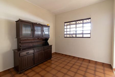 Casa para alugar com 3 quartos, 110m² em Vila Santa Isabel, Campinas
